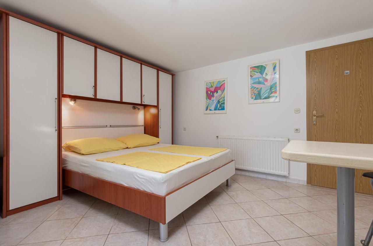 Haus Eva Apartamento Novigrad Istria Exterior foto